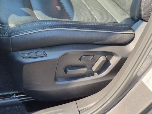Used 2025 MAZDA CX-5 AWD 2.5 S w/ Preferred Package image 18