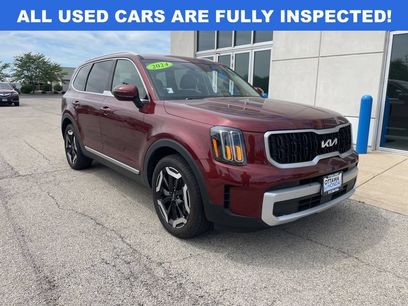 Used 2024 Kia Telluride EX w/ EX Captain's Chair Package