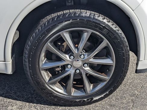 Used 2017 Dodge Durango GT w/ Premium Group image 9