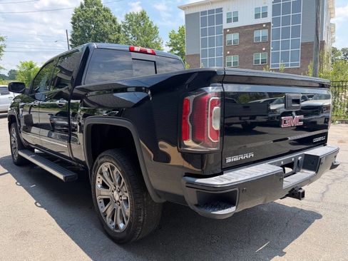 Used 2017 GMC Sierra 1500 Denali w/ Denali Ultimate Package AWD/4WD image 5