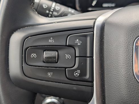 Used 2025 GMC Sierra 1500 SLT AWD/4WD image 16