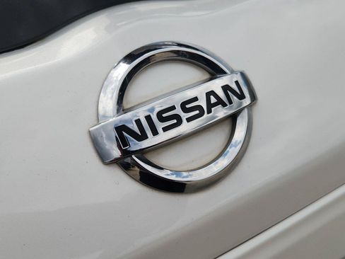 Used 2020 Nissan Kicks SR w/ SR Premium Package FWD image 28