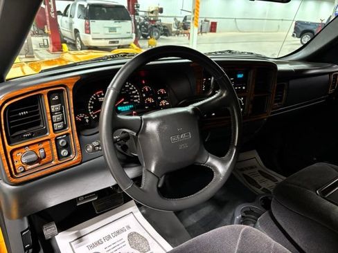 Used 2001 GMC Sierra 3500 4x4 Crew Cab w/ Off-Road Skid Plate Pkg image 20