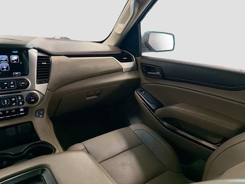 Used 2019 GMC Yukon SLT w/ Premium Edition AWD/4WD image 27