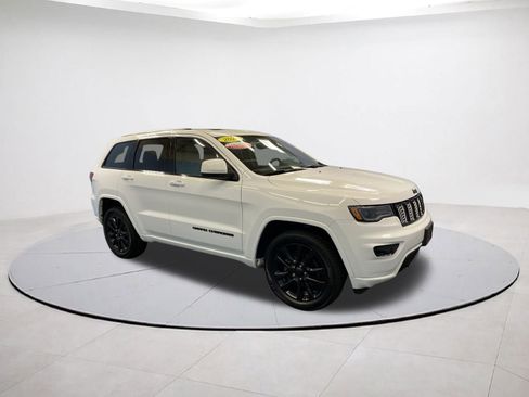 Certified 2020 Jeep Grand Cherokee Altitude image 7