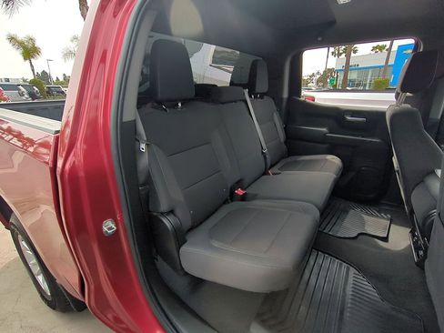 Used 2022 Chevrolet Silverado 1500 LT image 25