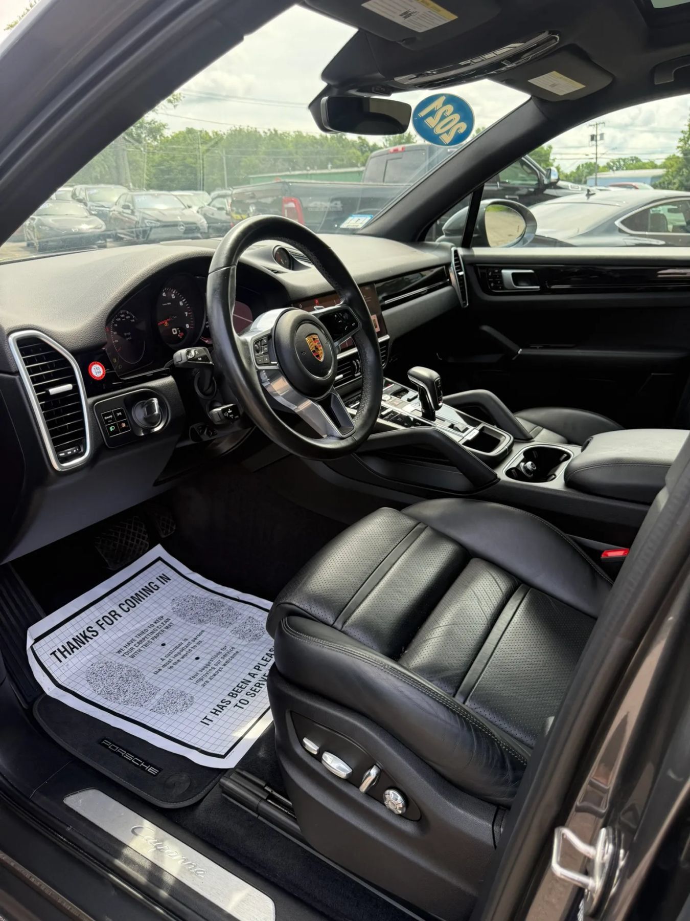 Used 2021 Porsche Cayenne AWD/4WD image 25