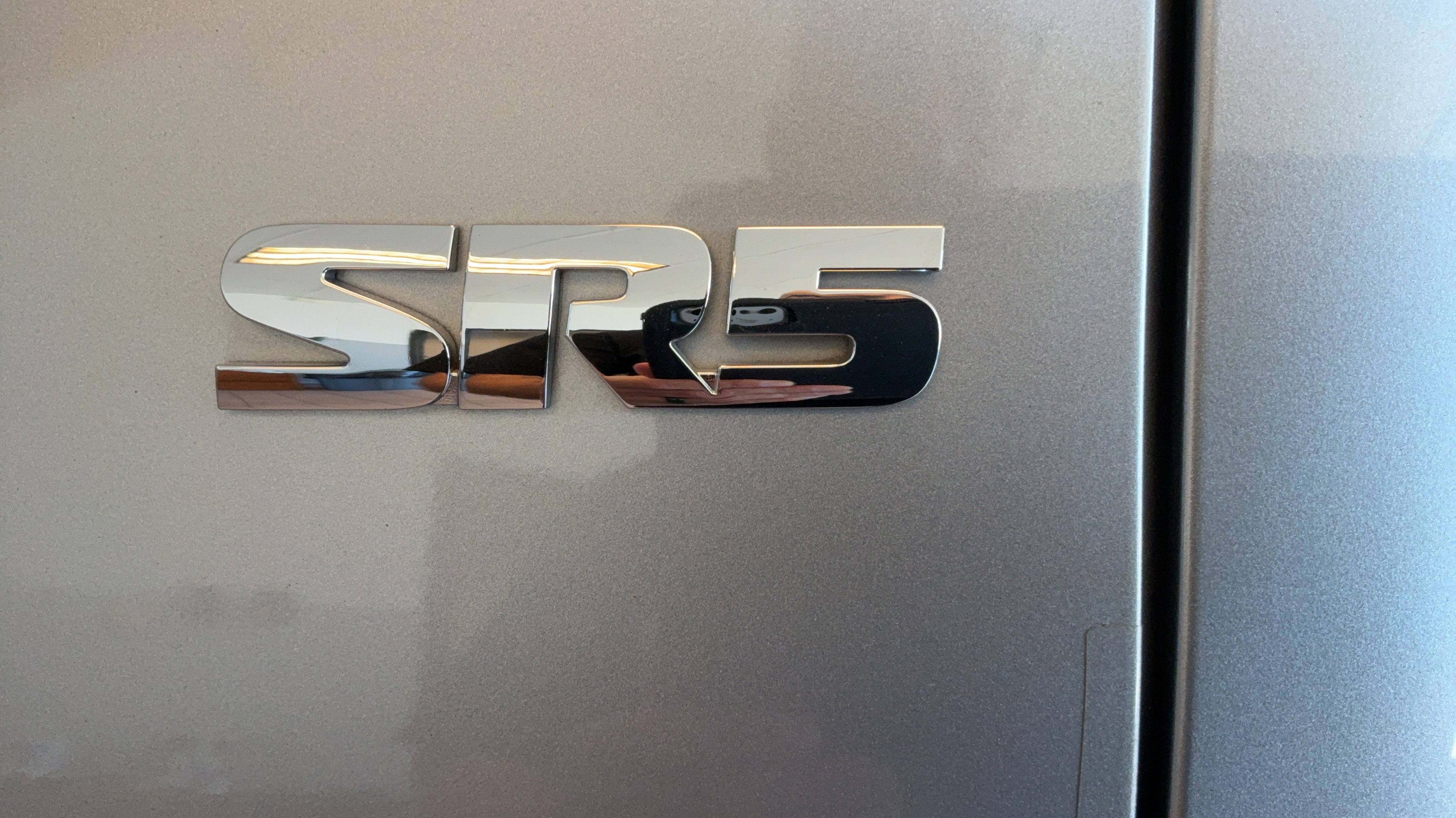 Used 2020 Toyota Tacoma SR5 RWD image 21