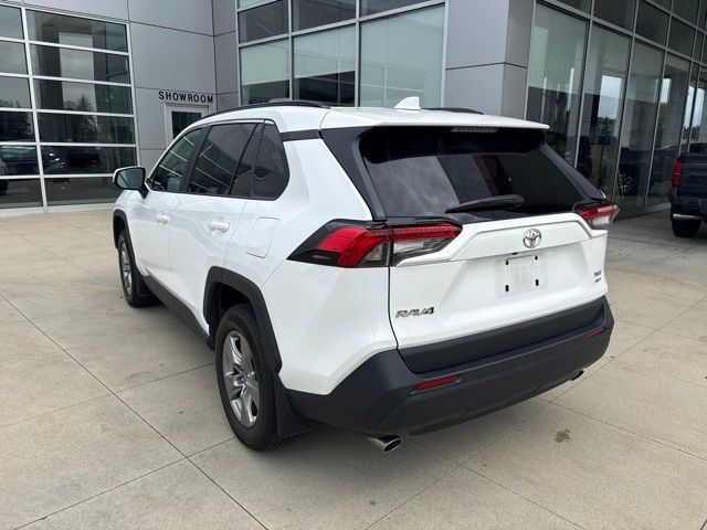 Used 2025 Toyota RAV4 XLE w/ Convenience Package AWD/4WD image 5