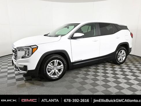 Certified 2024 GMC Terrain SLE image 2