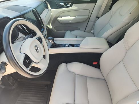 Used 2020 Volvo XC60 T6 Inscription w/ Protection Package Premier AWD/4WD image 16