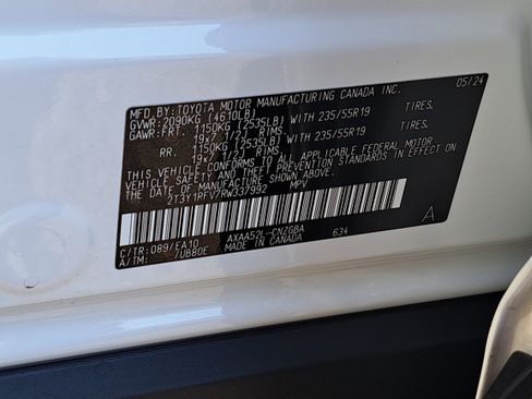 Used 2024 Toyota RAV4 Limited w/ Advanced Technology Package image 35