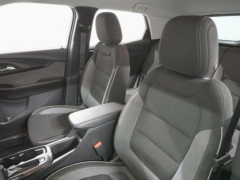 Used 2023 Chevrolet TrailBlazer LT w/ Convenience Package image 12