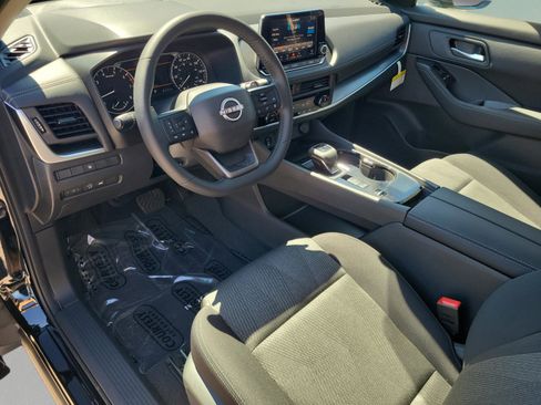New 2026 Nissan Rogue SV FWD image 22