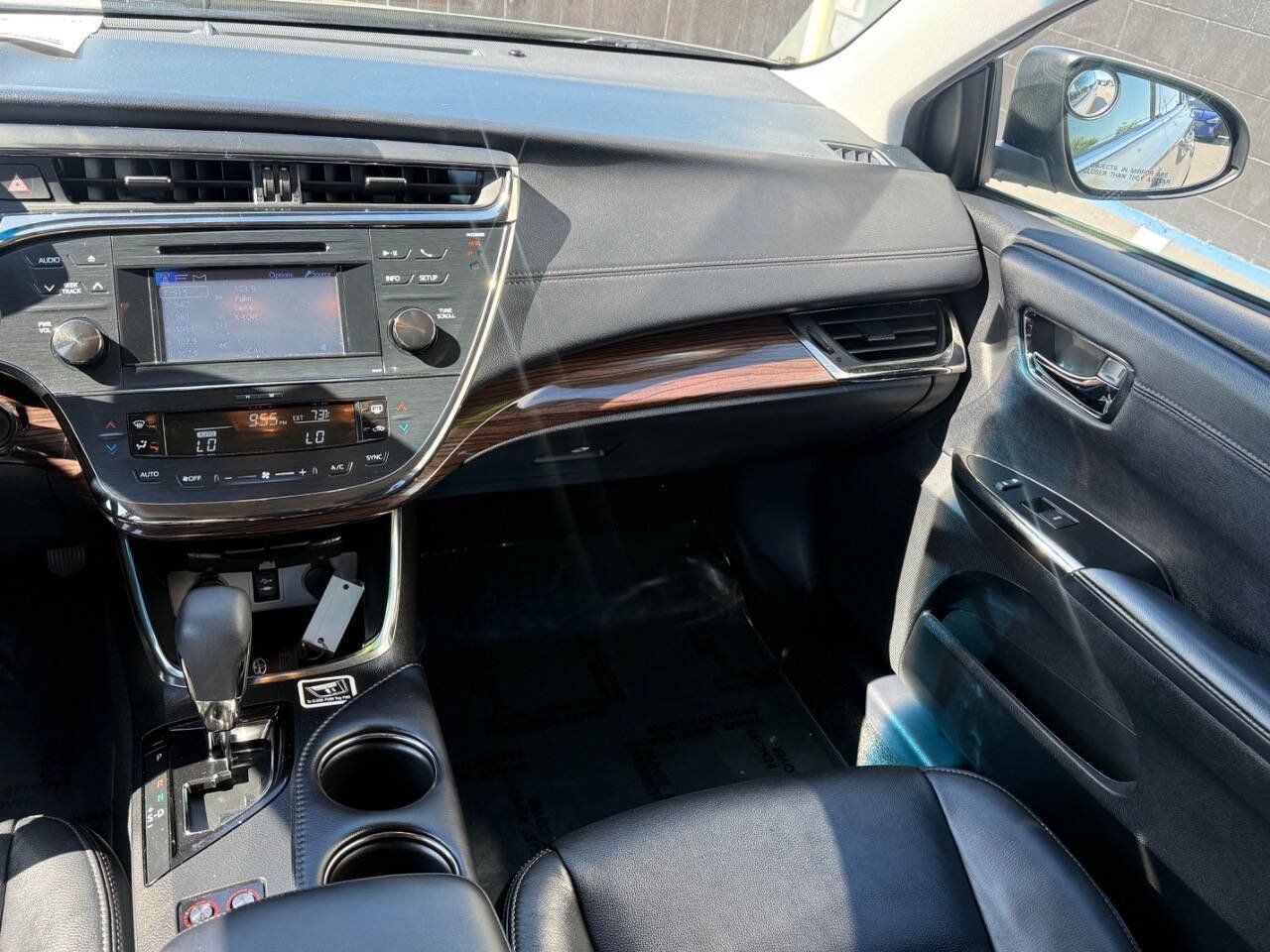 Used 2014 Toyota Avalon XLE FWD image 8