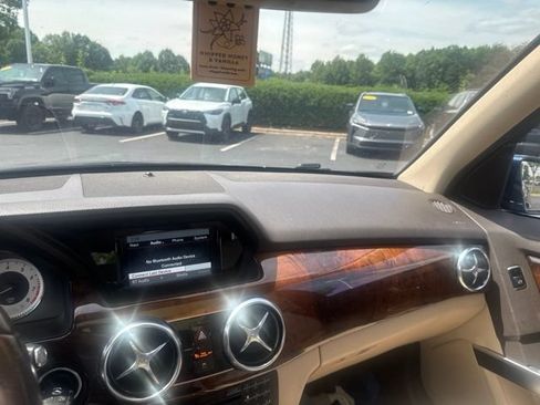 Used 2015 Mercedes-Benz GLK 350 4MATIC image 12