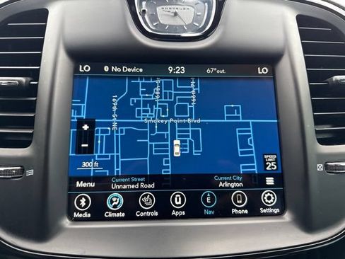 Used 2023 Chrysler 300 S RWD image 28