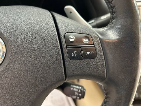 Used 2010 Lexus IS 250C image 11