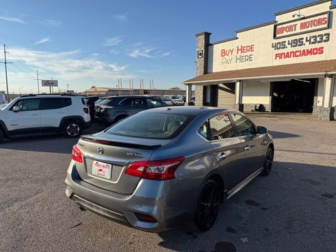 Used 2017 Nissan Sentra SR Turbo w/ SR Midnight Edition image 7