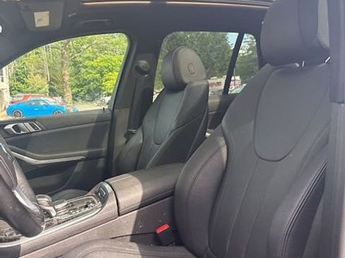 Used 2021 BMW X5 xDrive40i w/ Convenience Package AWD/4WD image 8