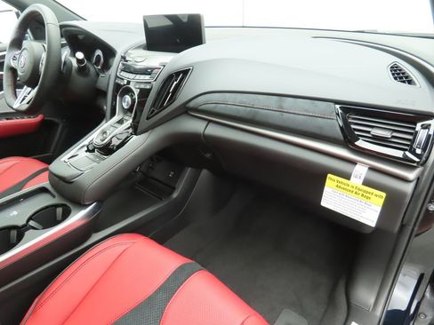 Used 2025 Acura RDX A-Spec image 18