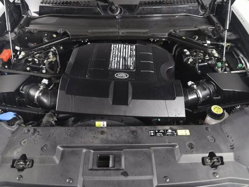 Used 2023 Land Rover Defender 110 V8 image 49