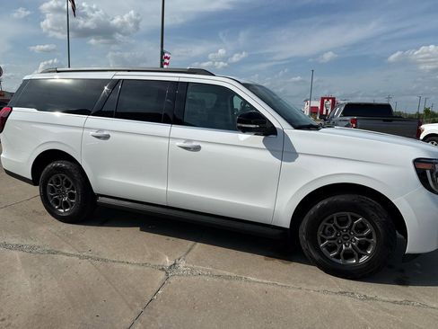 New 2026 Ford Expedition Max Active AWD/4WD image 4