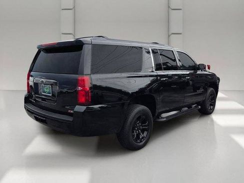 Certified 2020 Chevrolet Suburban LT w/ Luxury Package AWD/4WD image 5