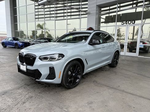 Used 2023 BMW X4 M40i w/ Premium Package image 1