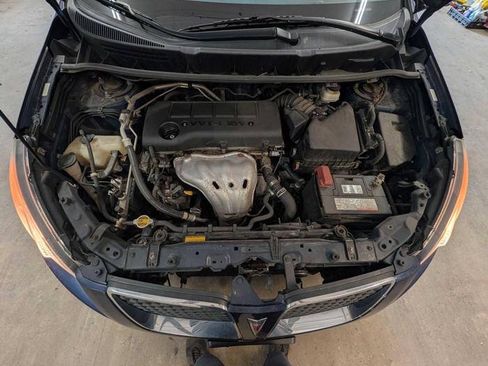Used 2009 Pontiac Vibe w/ Preferred Package FWD image 41