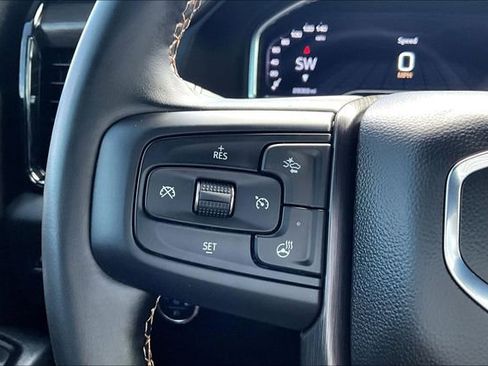 Used 2024 GMC Sierra 2500 AT4 w/ AT4 Premium Plus Package AWD/4WD image 13