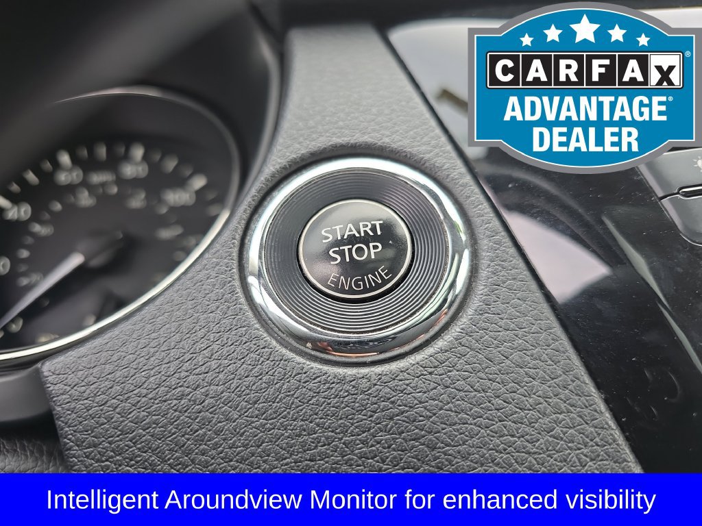 Used 2019 Nissan Rogue SV w/ Sun & Sound Touring Package AWD/4WD image 18