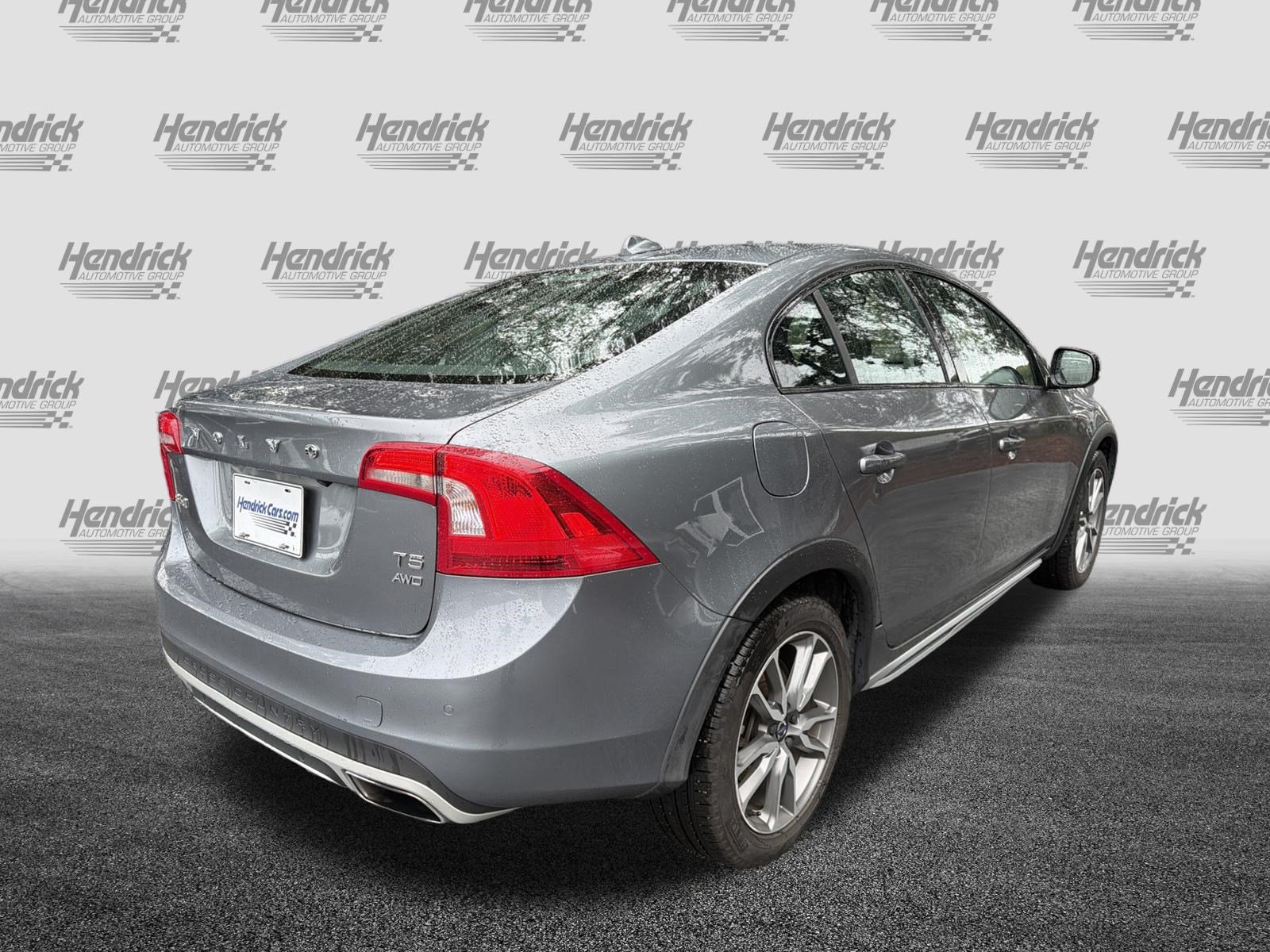 Used 2016 Volvo S60 T5 Cross Country Platinum AWD/4WD image 9