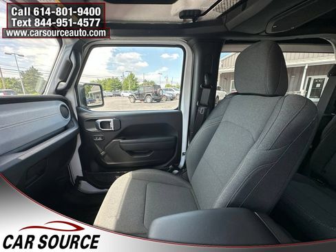 Used 2024 Jeep Wrangler Sport AWD/4WD image 14