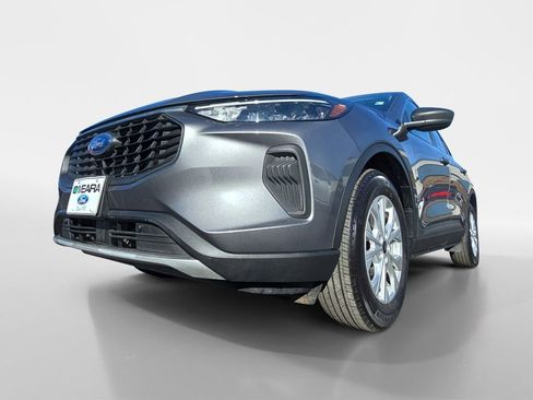 Used 2024 Ford Escape Active w/ Cold Weather Package image 25