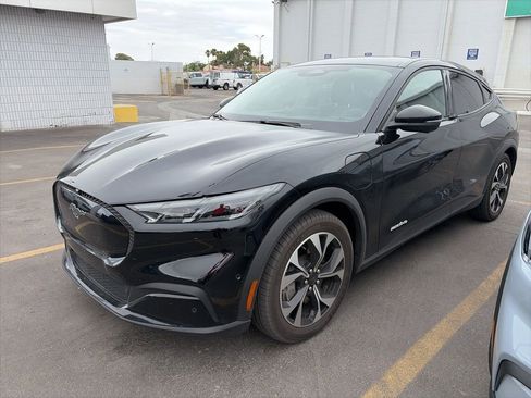 Used 2024 Ford Mustang Mach-E Select AWD/4WD image 2