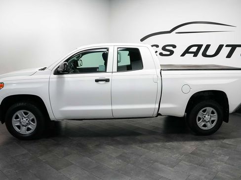 Used 2017 Toyota Tundra SR AWD/4WD image 3