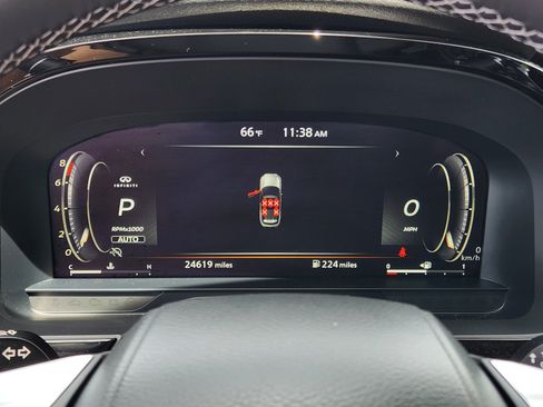 Used 2023 INFINITI QX60 Sensory w/ Cargo Package AWD/4WD image 19