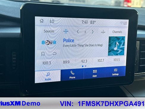 Certified 2023 Ford Explorer XLT image 32