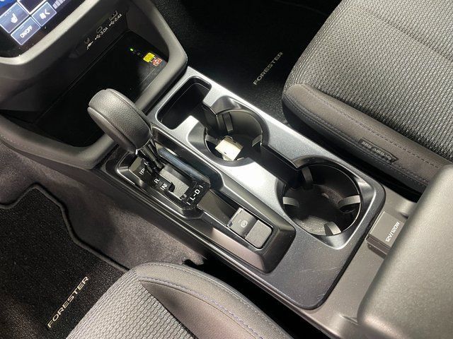 Used 2026 Subaru Forester Premium AWD/4WD image 17