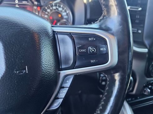 Used 2019 RAM 1500 Big Horn AWD/4WD image 32