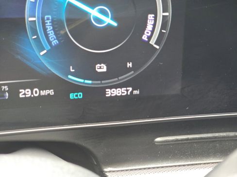 Used 2023 Kia Sportage SX Prestige image 25