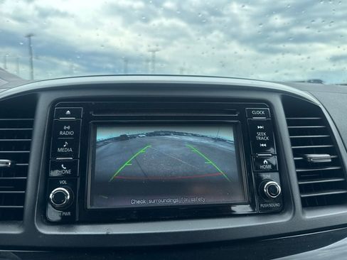 Used 2017 Mitsubishi Lancer ES AWD/4WD image 37