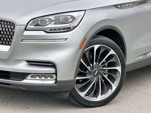 Used 2020 Lincoln Aviator Reserve w/ Equipment Group 202A image 38