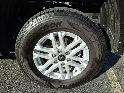 Used 2023 Toyota Tundra SR5 image 7