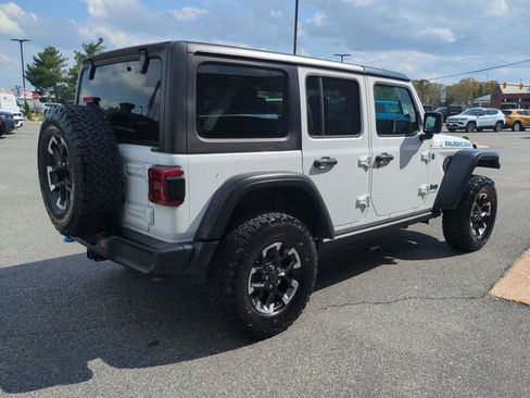Used 2025 Jeep Wrangler Unlimited Rubicon 4xe image 4