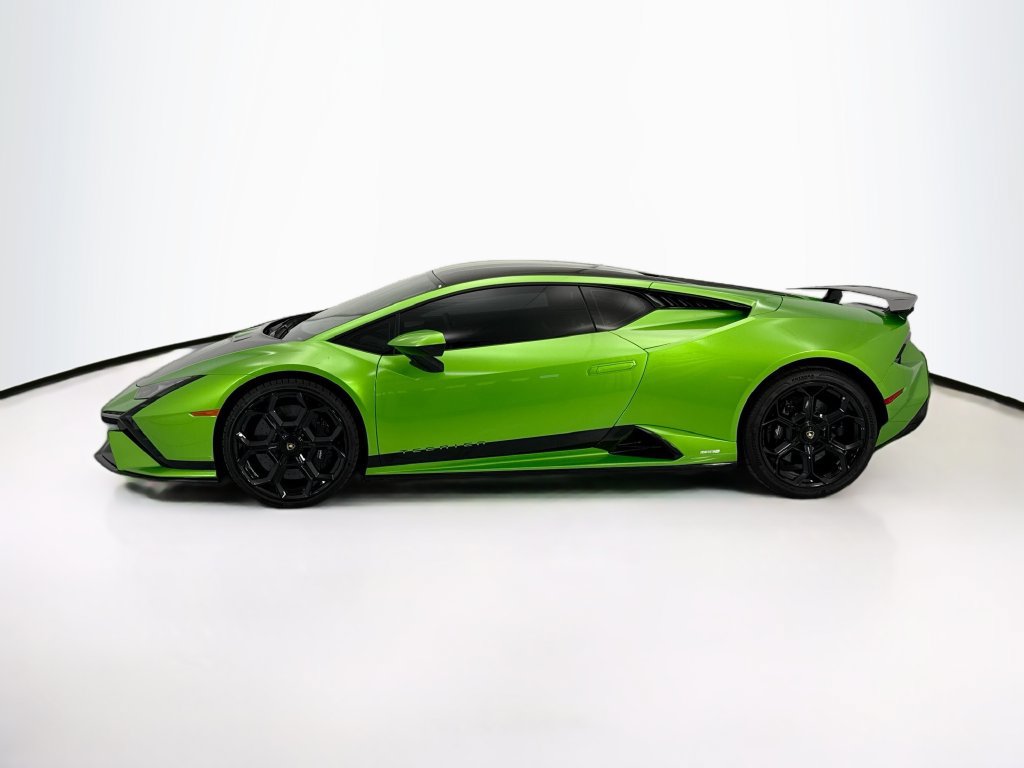 Used 2024 Lamborghini Huracan Tecnica RWD image 8