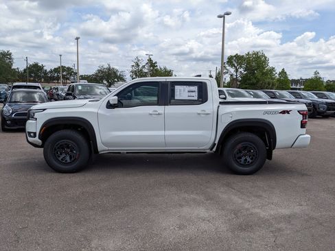 New 2026 Nissan Frontier PRO-4X w/ Pro-4x Convenience Package AWD/4WD image 2