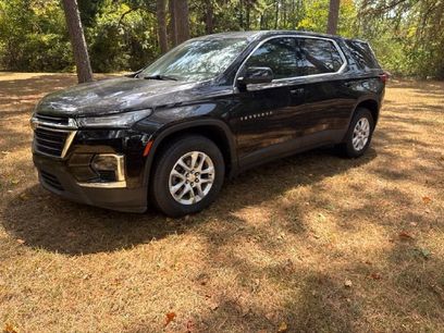 Used 2022 Chevrolet Traverse LS
