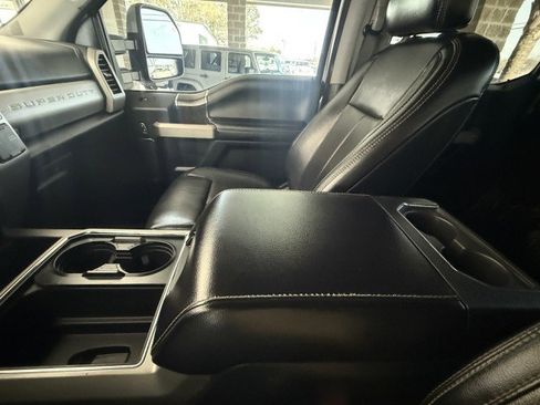 Used 2020 Ford F350 Lariat w/ Lariat Ultimate Package image 26